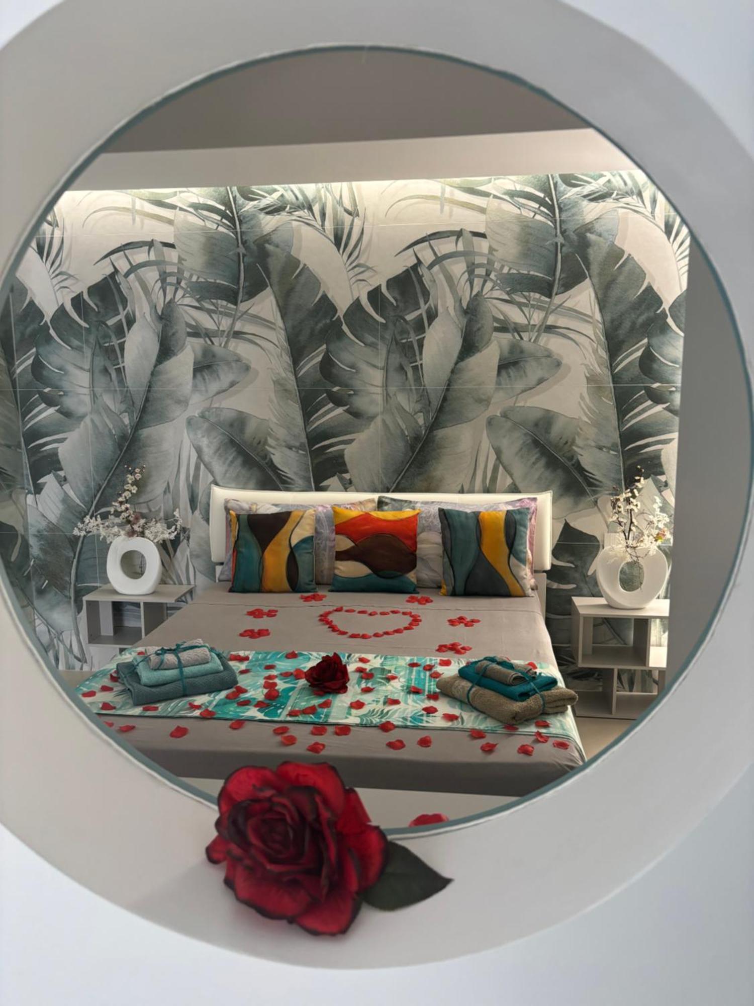 Infinity Suite Peschici Bagian luar foto